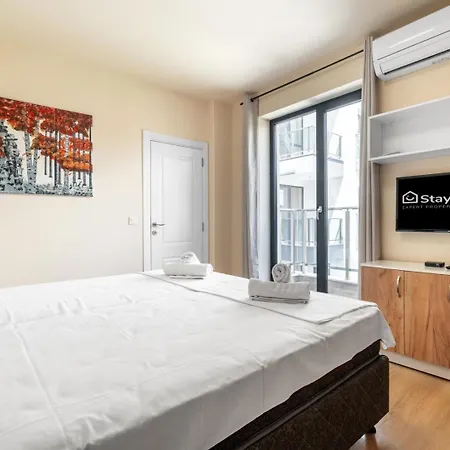 1br | 5 Min Walk To Medical